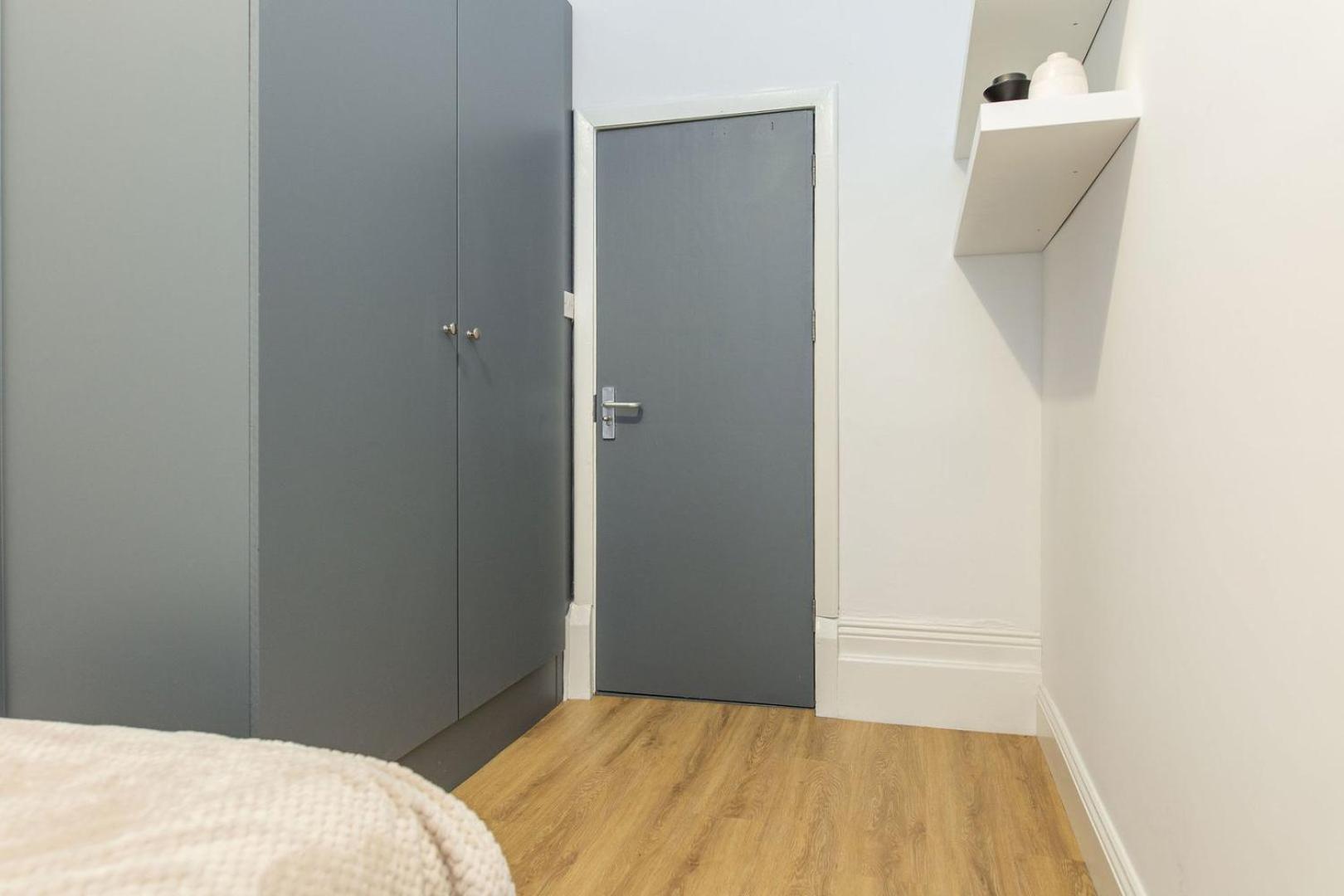 Free Parking | Free Wifi | Smart Tv Apartment